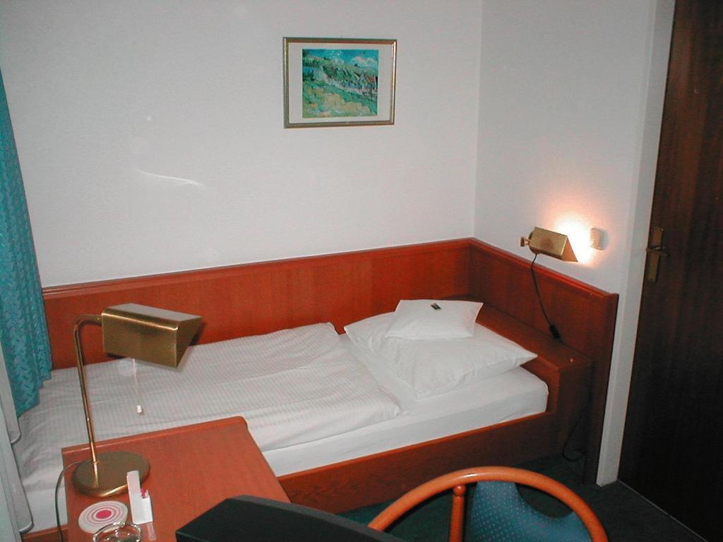 Hotel Zur Flora Essen Habitación foto